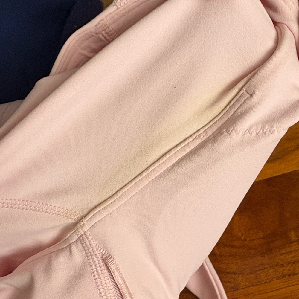 Lululemon Light Pink Cropped Align Tank size 6, USED - Picture 6 of 7